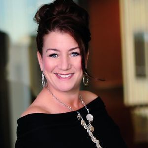 Meet your Posher, Robyn